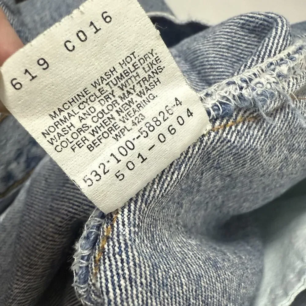 Vintage Levi's 501 Jeans Men's Blue Orginal Fit Denim Button Fly 2004 Size 38x34